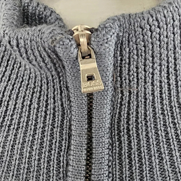 HUGO BOSS  70% Virgin Wool Made in Italy Turtleneck Golf  Sweater | Size… - Picture 5 of 9